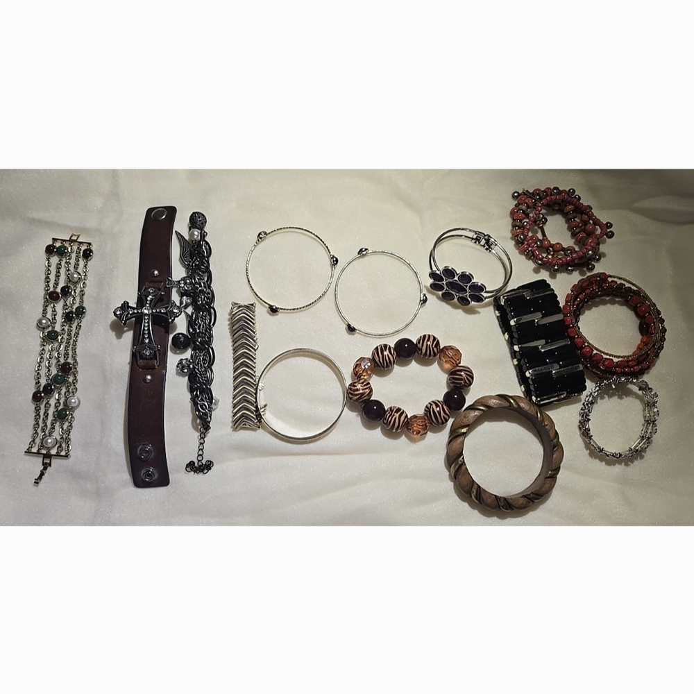 Vintage To Now Bracelet Lot Of 14